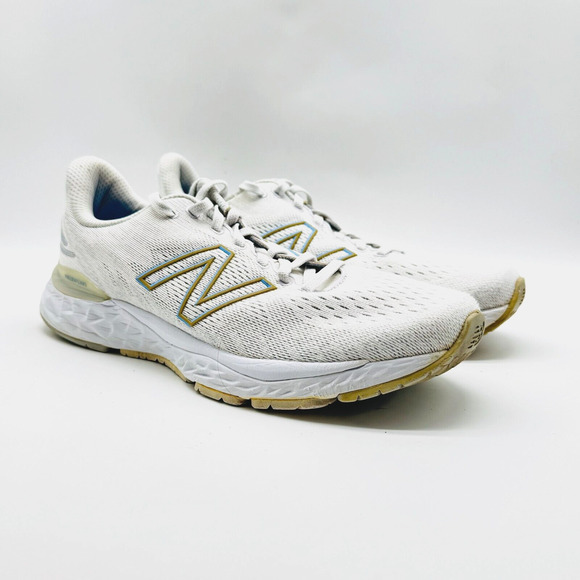 New Balance Fresh Foam 880v11 Womens 10.5 White Gray Running Shoes Sneakers - Picture 2 of 9